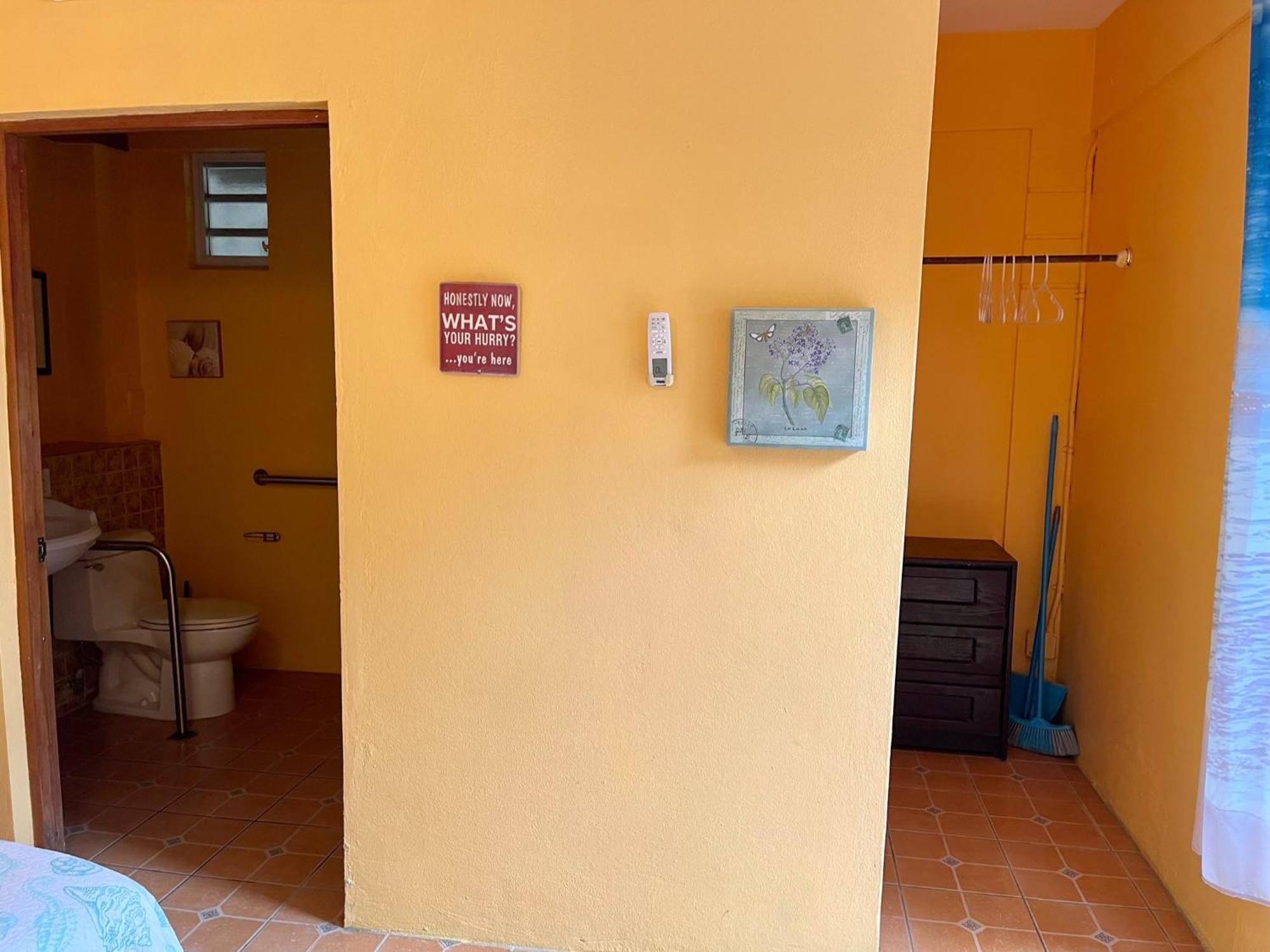 Esperanza Inn Guesthouse (Adults Only) В'єкес Номер фото