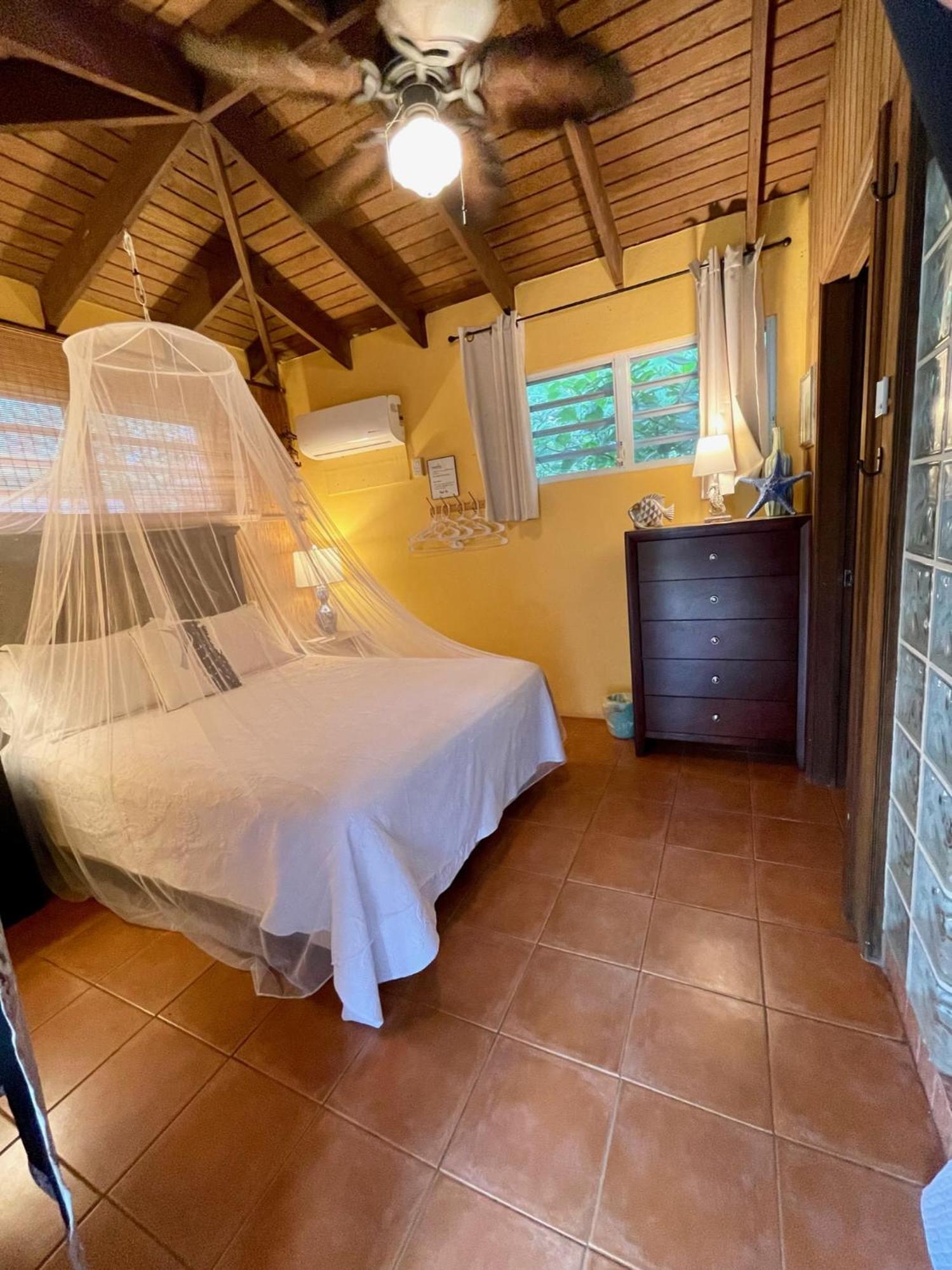 Esperanza Inn Guesthouse (Adults Only) В'єкес Номер фото